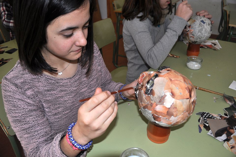 Haciendo los t&iacute;teres